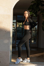 Sports top with bra
